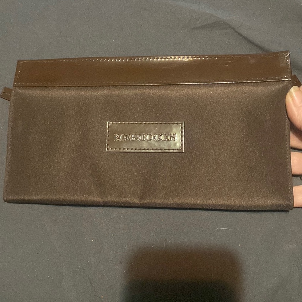 Roberto Coin jewelry holder brown satin bag